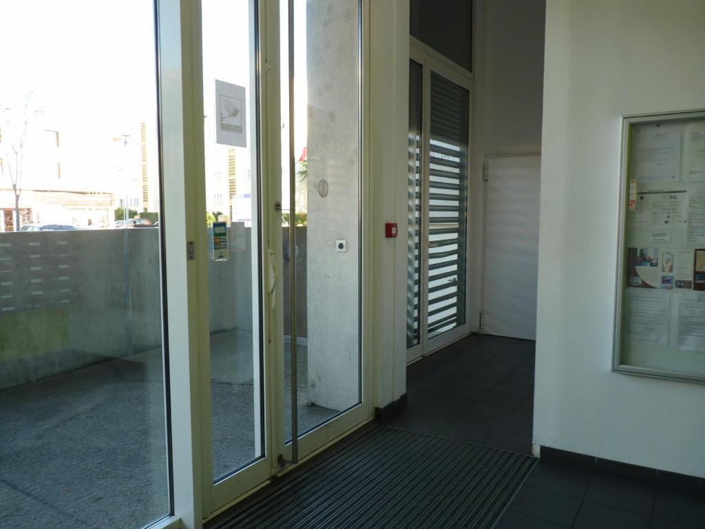 Parc Arena Aparthotel Nimes Exterior photo